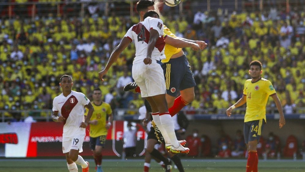 Peru setzt sich gegen Kolumbien durch - Bildquelle: AFP/SID/DANIEL MUNOZ