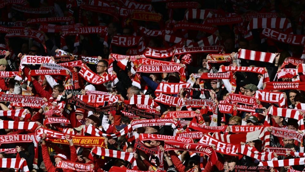 Union, Freiburg und Köln spielen im Europapokal - Bildquelle: AFP/SID/JOHN MACDOUGALL