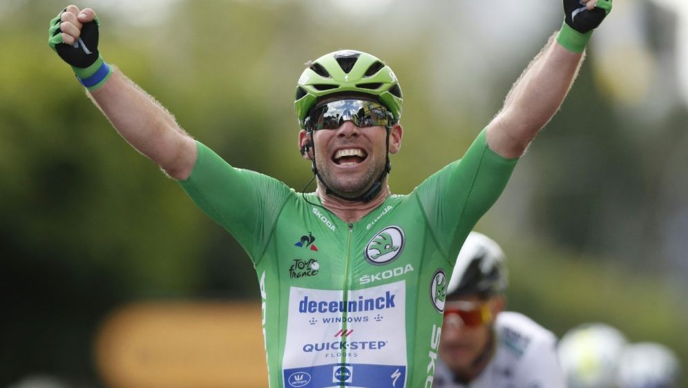 Radprofi Mark Cavendish feiert seinen zweiten Tagessieg - Bildquelle: AFPSIDGUILLAUME HORCAJUELO