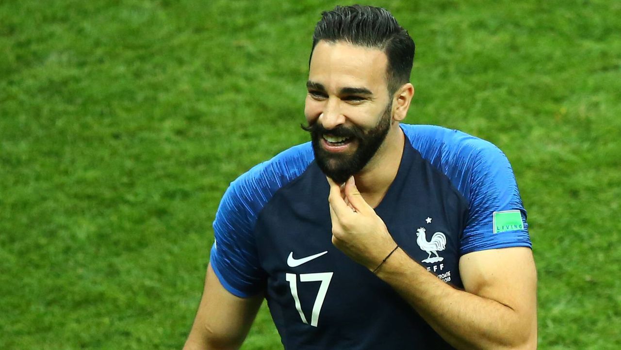 Pamela Und Pannen Das Bunte Leben Des Adil Rami