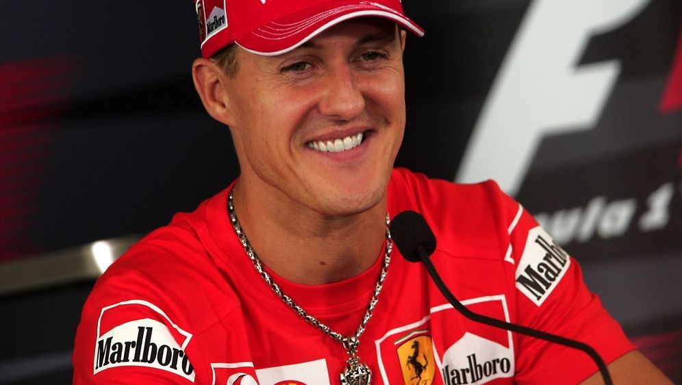 Formel-1-Fahrer Michael Schumacher zu seiner aktiven Zeit im Motorsport (Arc... - Bildquelle: LAT