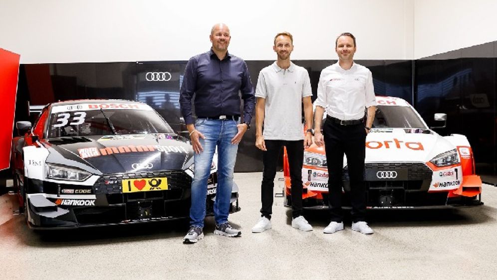 Manager Dennis Rostek, Rene Rast und Audi-Einsatzleiter Rolf Michl - Bildquelle: Audi AG