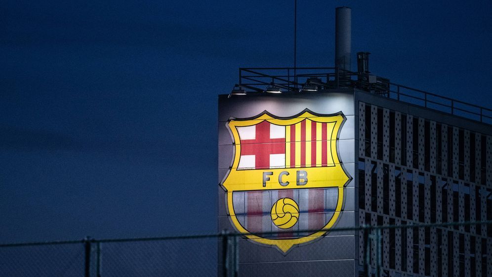 Spanien: Der FC Barcelona will AS Rom verklagen. - Bildquelle: imago
