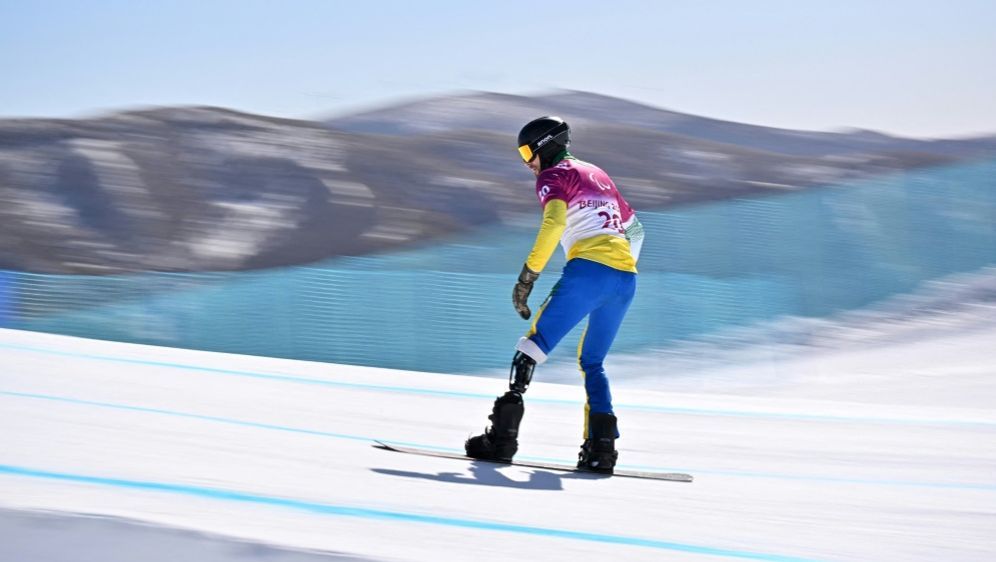 Die Snowboardcrosser warten weiter auf den Saisonbeginn - Bildquelle: AFP/SID/LILLIAN SUWANRUMPHA