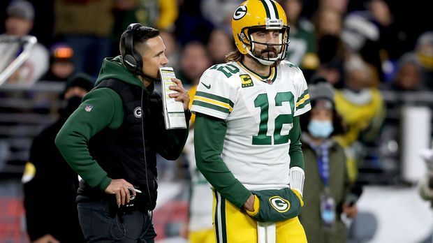 Green Bay Packers fight for Aaron Rodgers