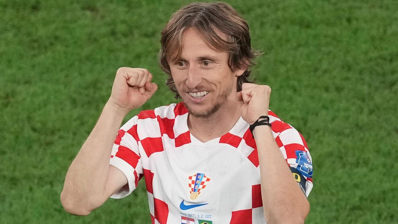 Mittelfeld: Luka Modric (37, Kroatien) - Bildquelle: IMAGO/Xinhua