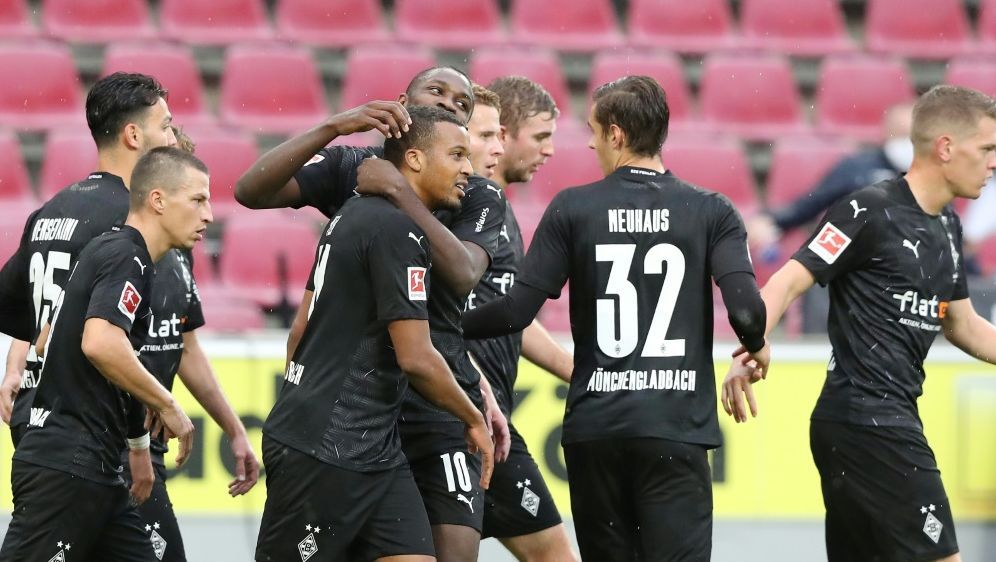 Gladbach Zundet Im Derby Erster Saisonsieg In Koln