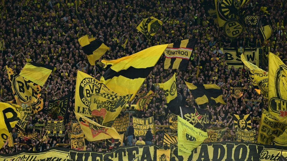 Dortmund könnte ein Teilausschluss seiner Fans drohen - Bildquelle: AFP/SID/INA FASSBENDER