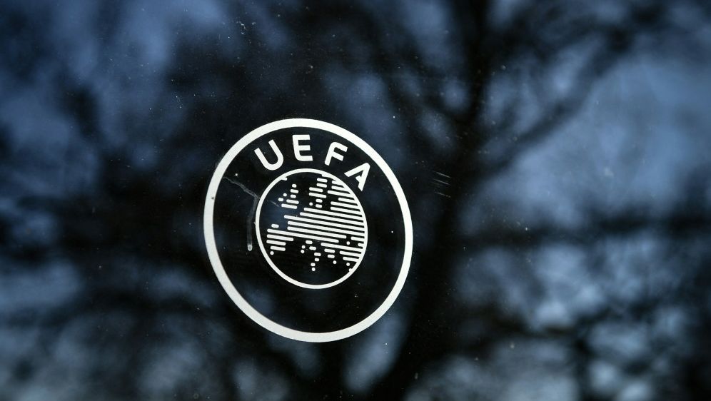 Europäische Klubs erhalten Unterstützung von der UEFA - Bildquelle: AFP/SID/FABRICE COFFRINI