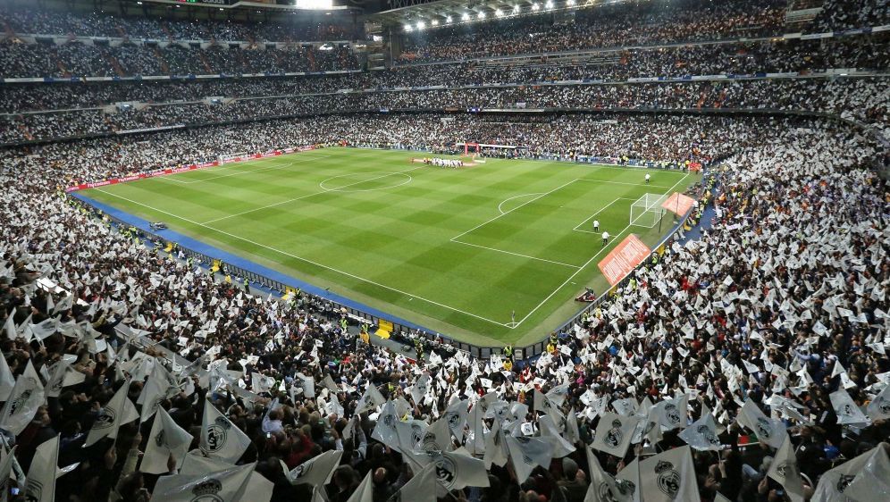 Real Madrid Nimmt Stadion Modernisierung Wieder Auf