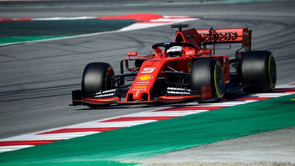 Formel 1 - Vettel nennt sein neues Auto "Lina" - Ran