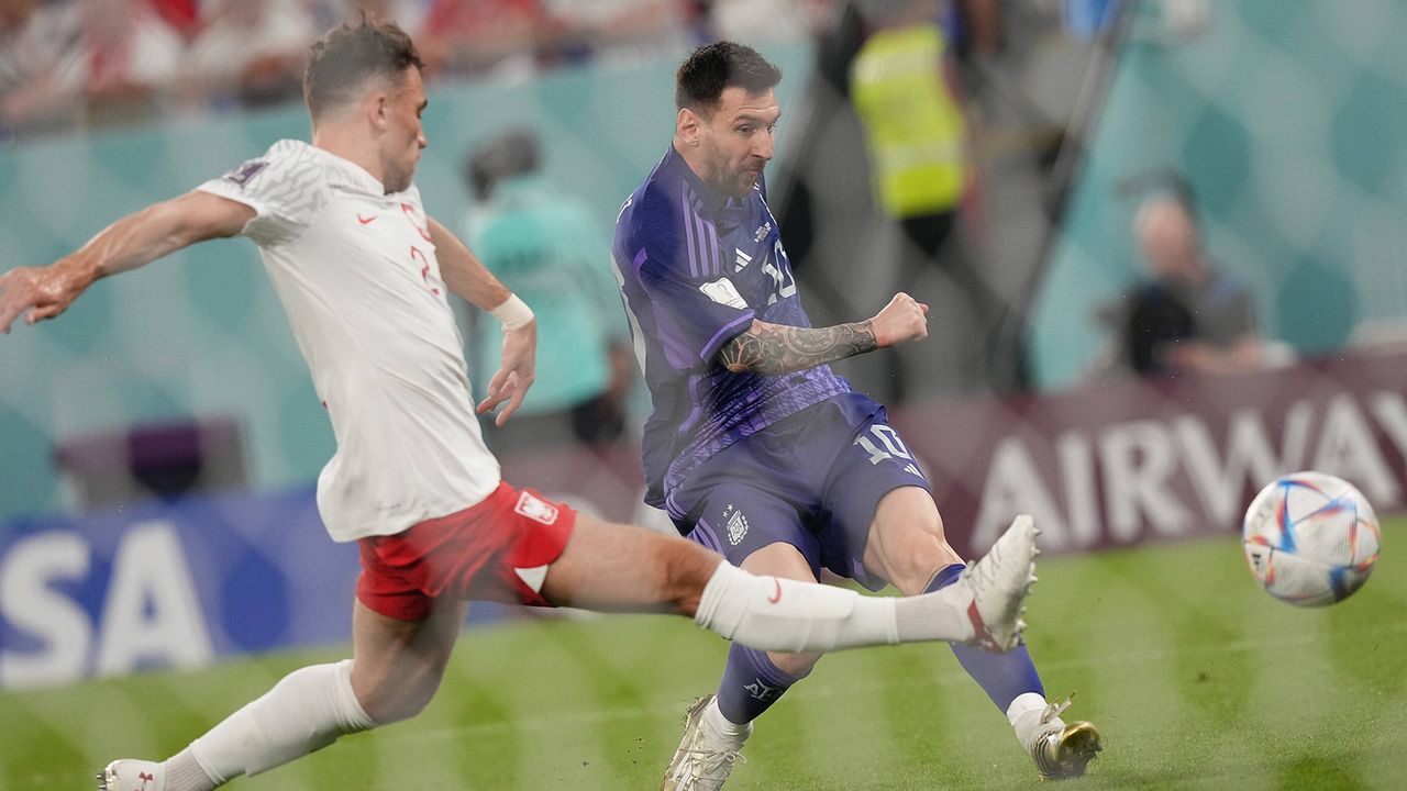 Star-Watch: So lief das Duell Messi vs. Lewandowski - Bildquelle: IMAGO/Nordphoto