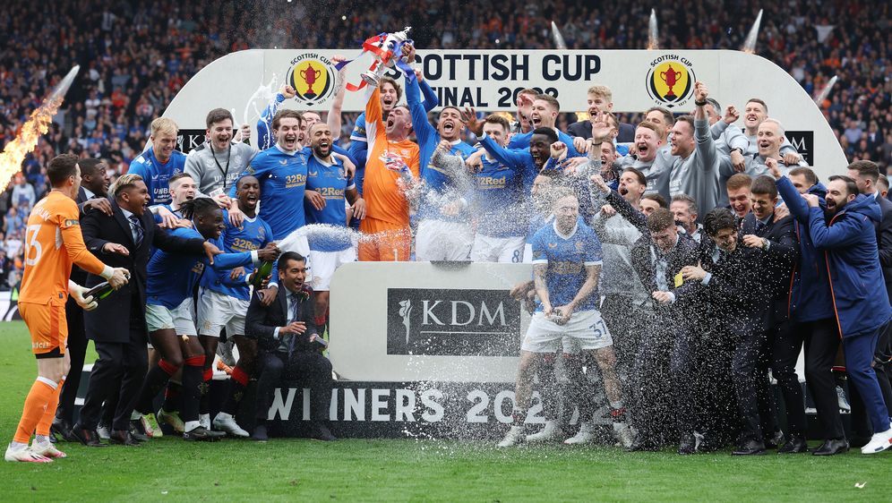 Gegen die Glasgow Rangers will sich auch der Doncaster City FC messen - Bildquelle: Getty Images