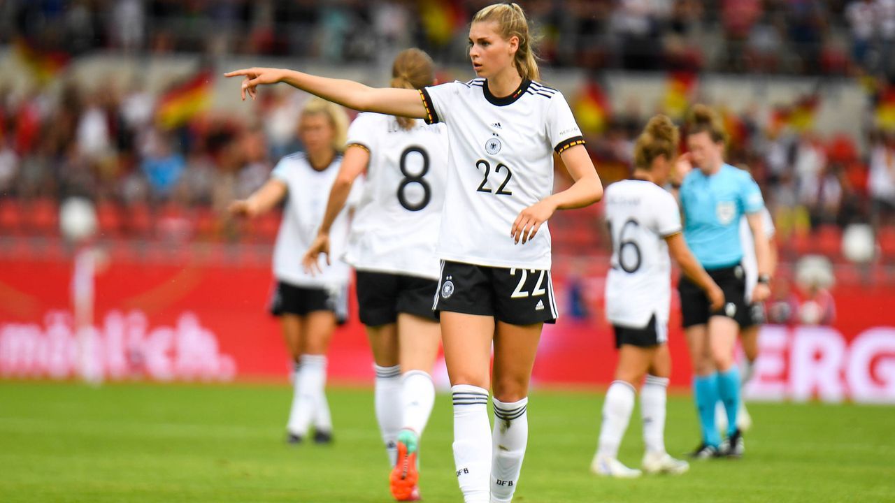 Deutsche Nationalspielerinnen erhalten 60.000 Euro für EM-Sieg   - Bildquelle: IMAGO/Lobeca