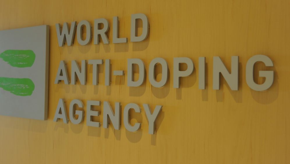 Die WADA hob Russlands Suspendierung im September auf - Bildquelle: AFPSIDMARC BRAIBANT