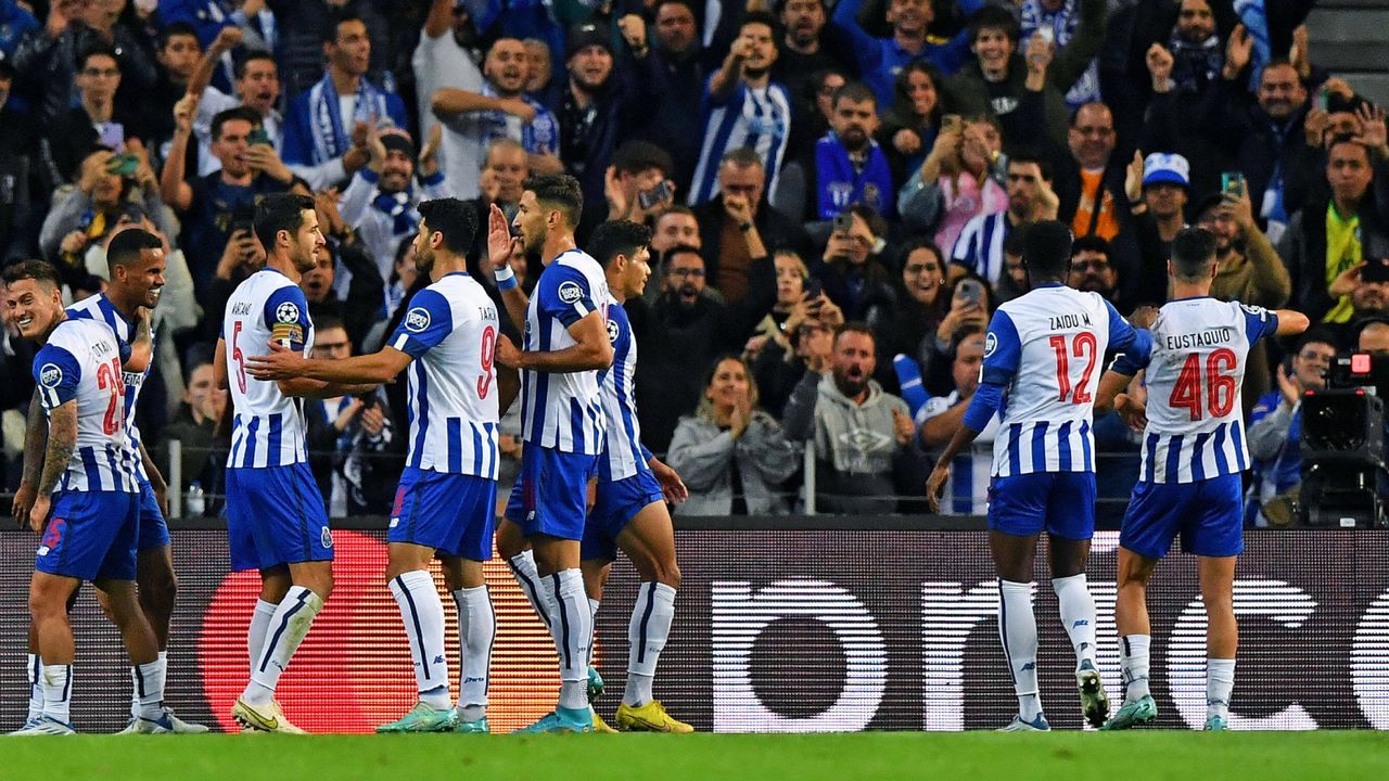Platz 6: FC Porto (Portugal) - Bildquelle: Imago