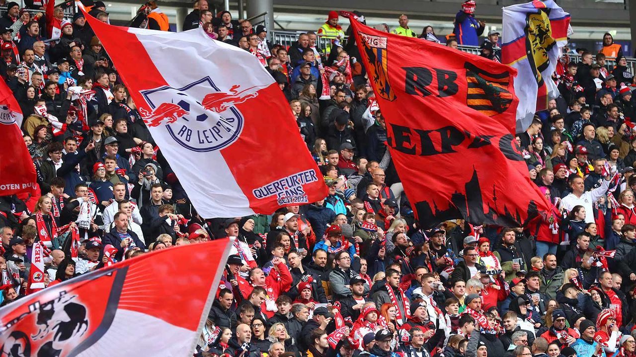 Platz 14: RB Leipzig - Bildquelle: IMAGO/Picture Point LE
