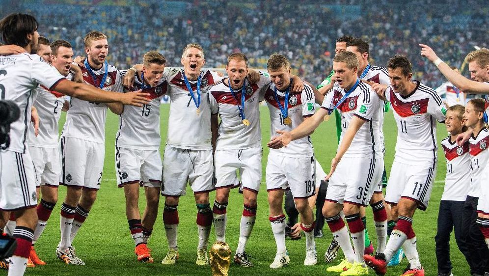 Fussball - FIFA-Weltrangliste: Deutschland Weiter Auf Platz Eins - Ran