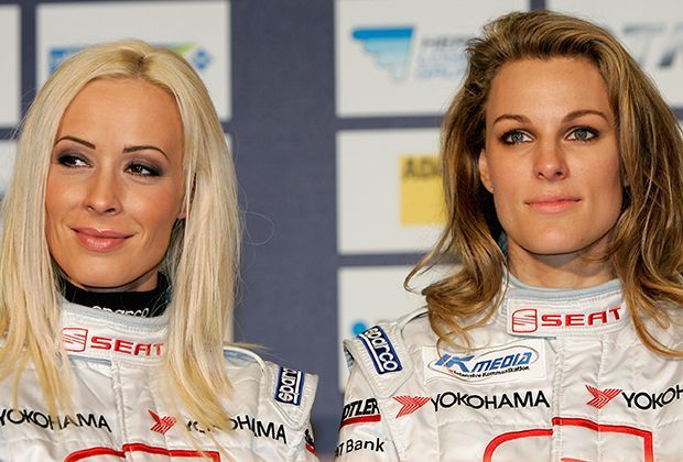 Cora Schumacher und Christina Surer  - Bildquelle: 2006 Getty Images