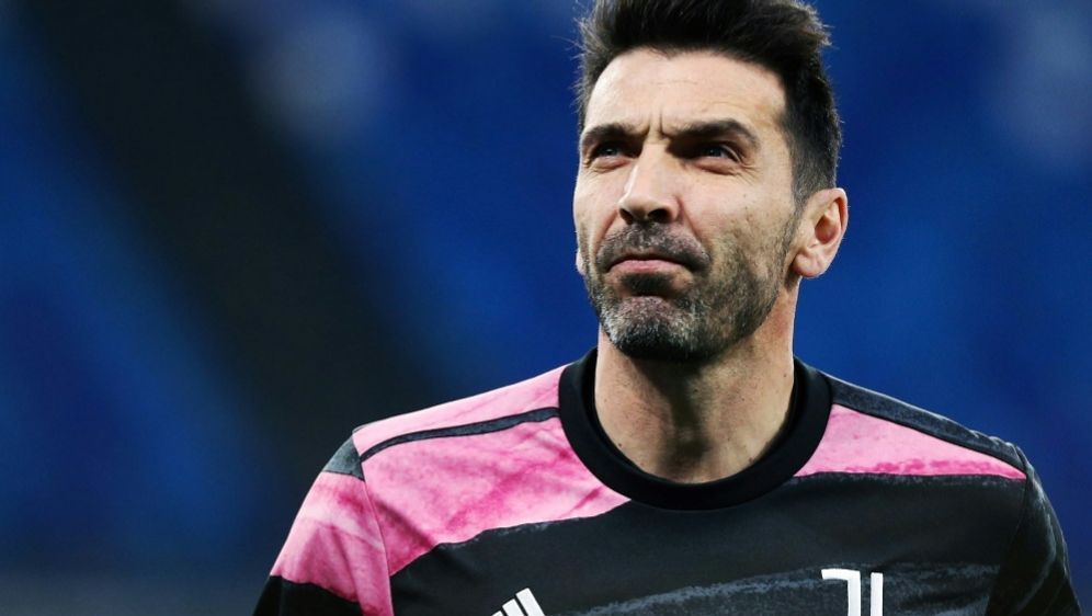 Italien Buffon Nach Einspruch Gegen Blasphemie Urteil Gesperrt Ran