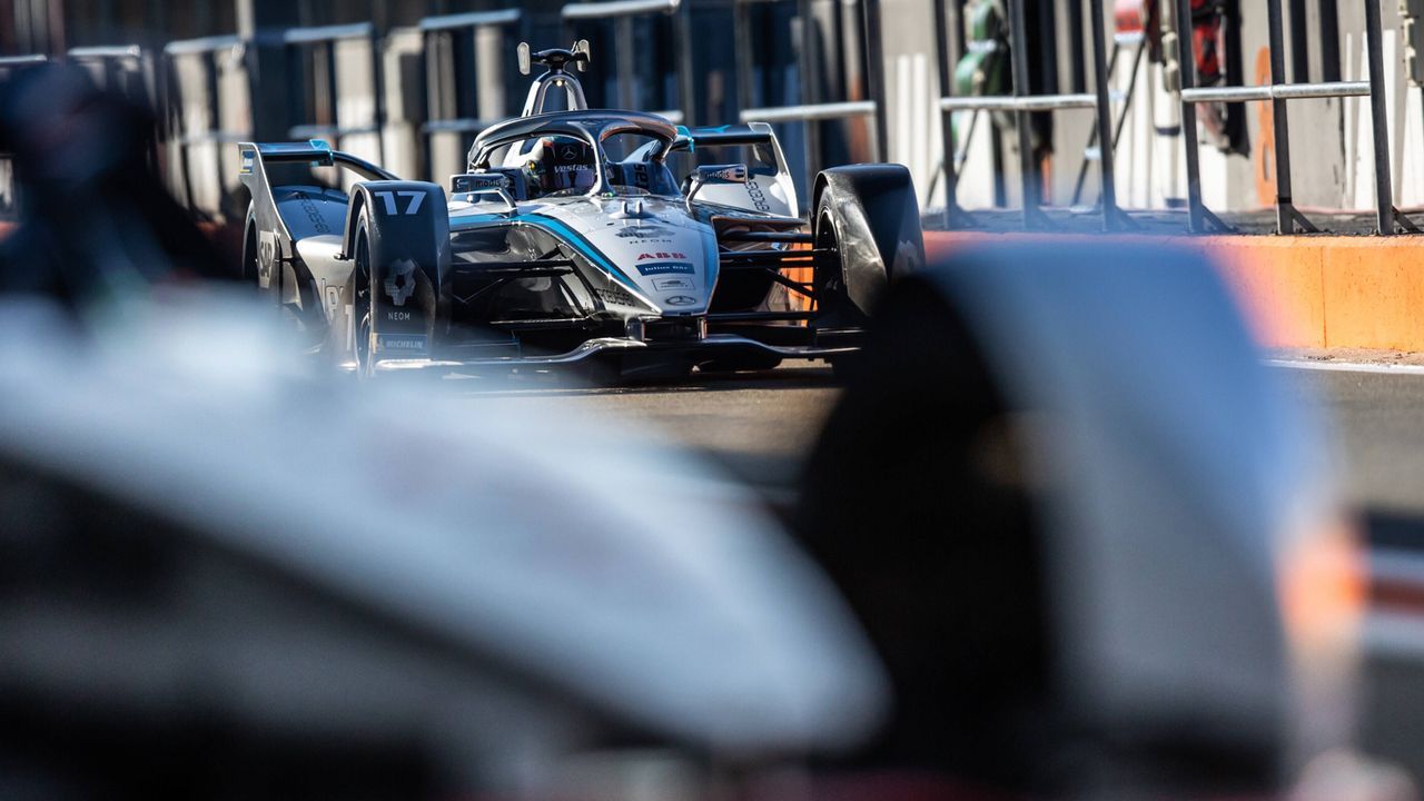Formel E 2022: So läuft das neue Qualifying - Bildquelle: imago images/PanoramiC