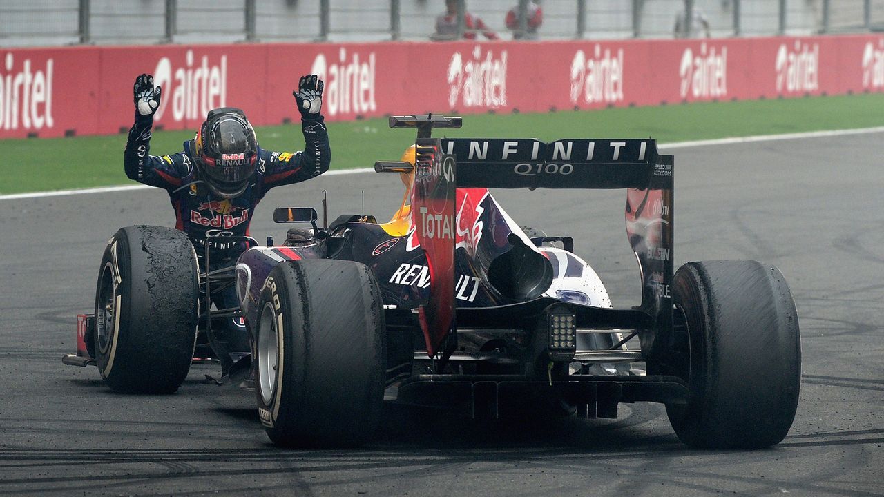 Indien 2013: Vettel macht vierten WM-Titel klar - Bildquelle: 2013 Getty Images