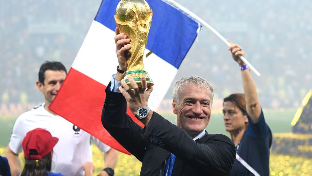 Didier Deschamps Der Anti Fussball Gott Erobert Frankreichs Herzen