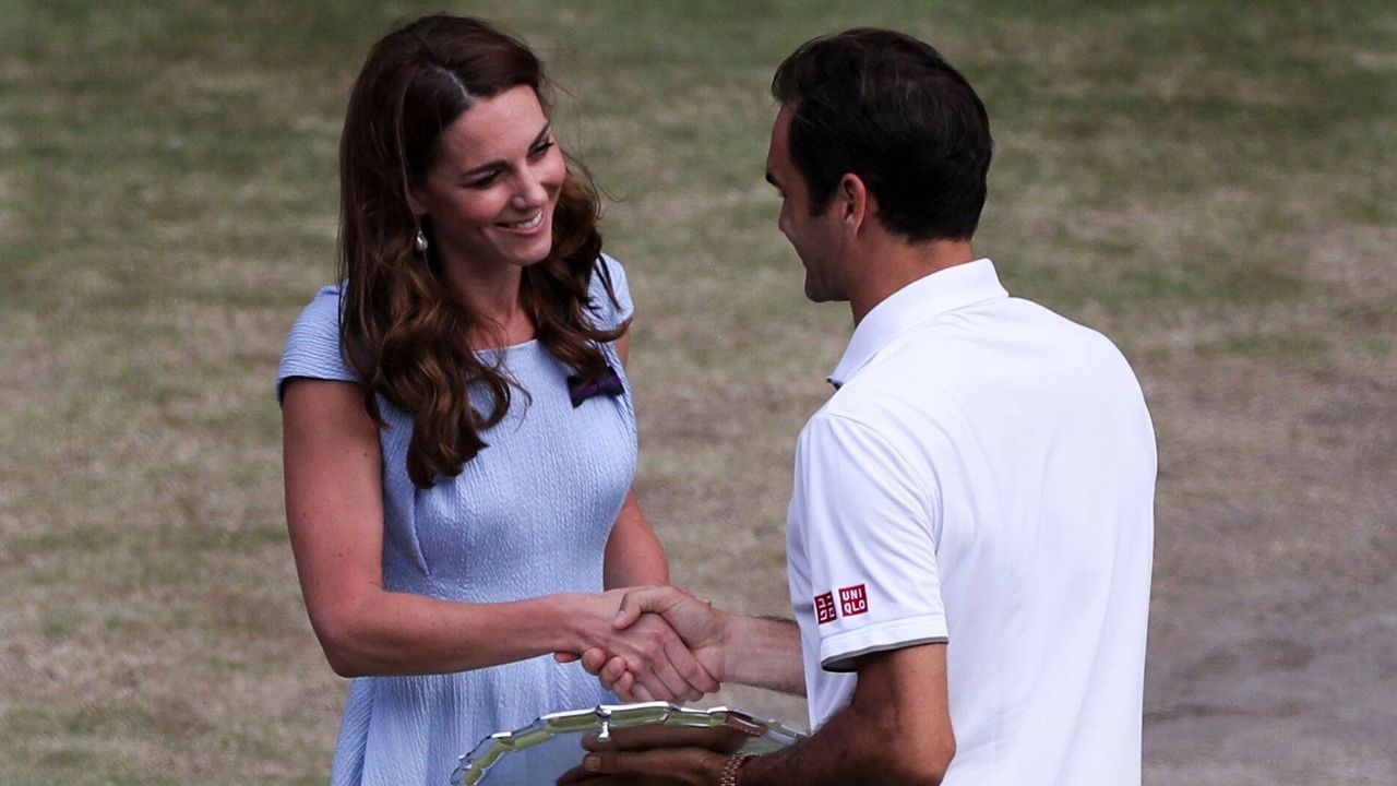Roger Federer und Herzogin Kate bestreiten Tennis-Match für guten Zweck - Bildquelle: Getty Images