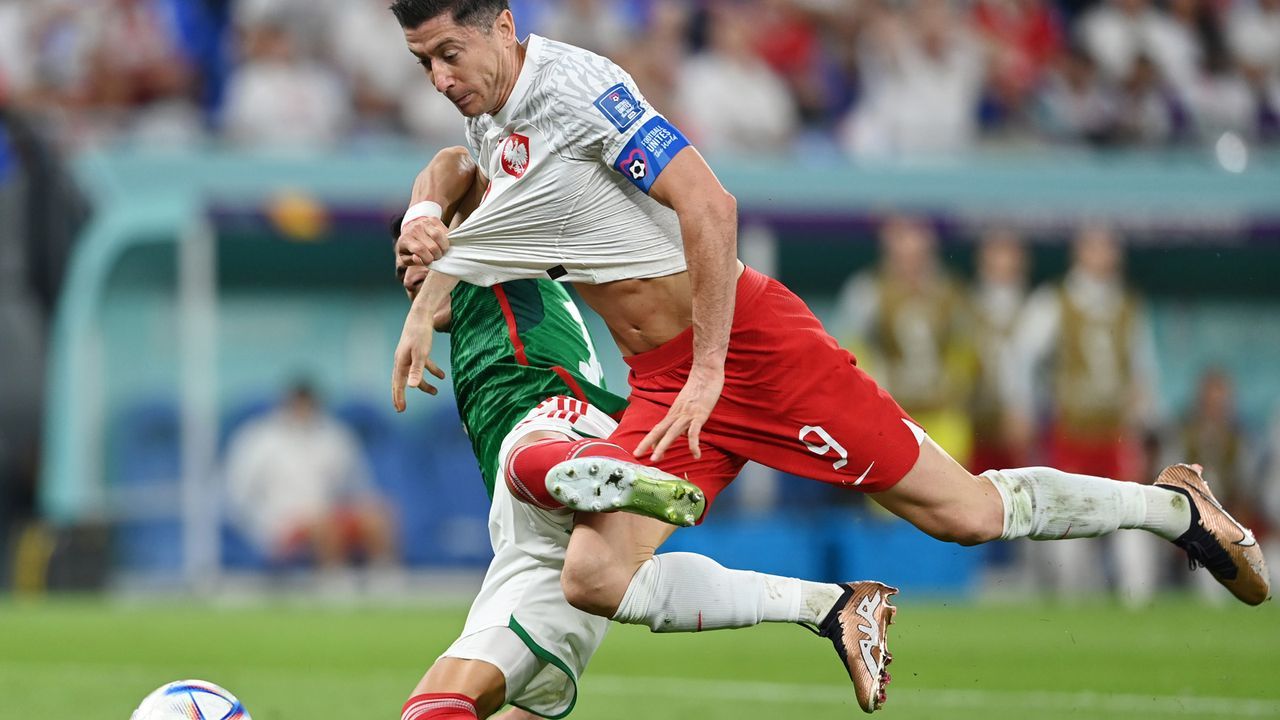 Lewandowski-Watch: So schlug sich Polens Stürmer gegen Mexiko - Bildquelle: 2022 Getty Images
