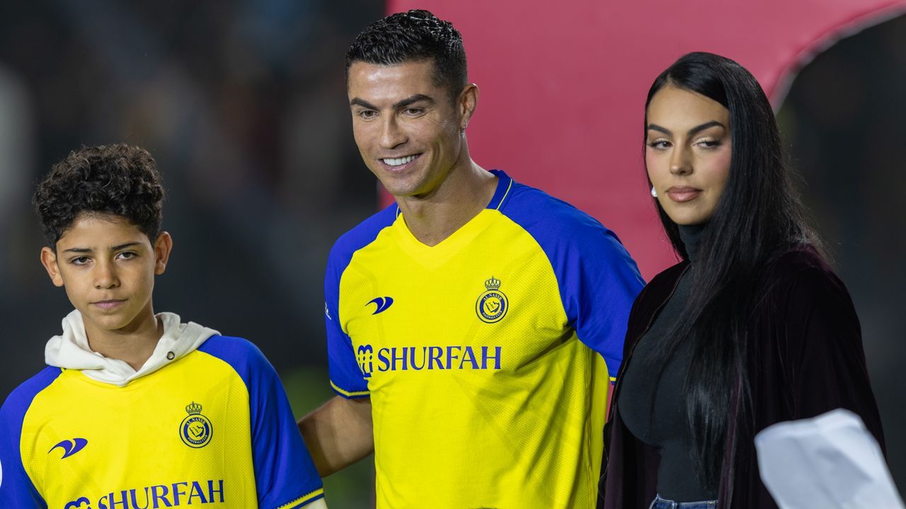 Ronaldo benötigt Sondergenehmigung für Beziehung mit Georgina in Saudi-Arabien - Bildquelle: Getty