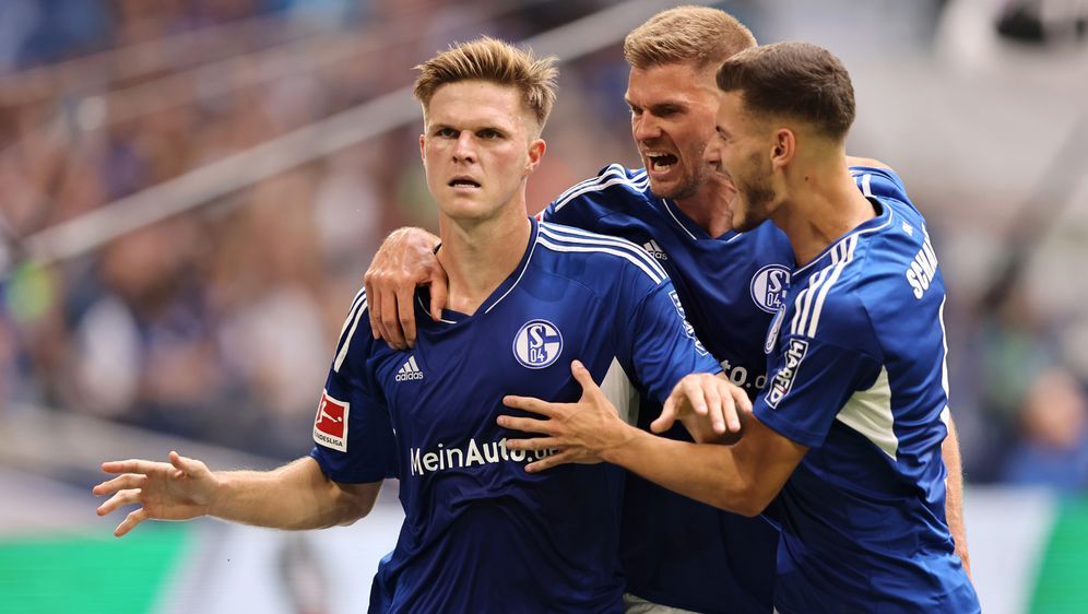 Der FC Schalke 04 drei Punkte geholt und damit drei mehr als Gegner Bochum - Bildquelle: 2022 Getty Images