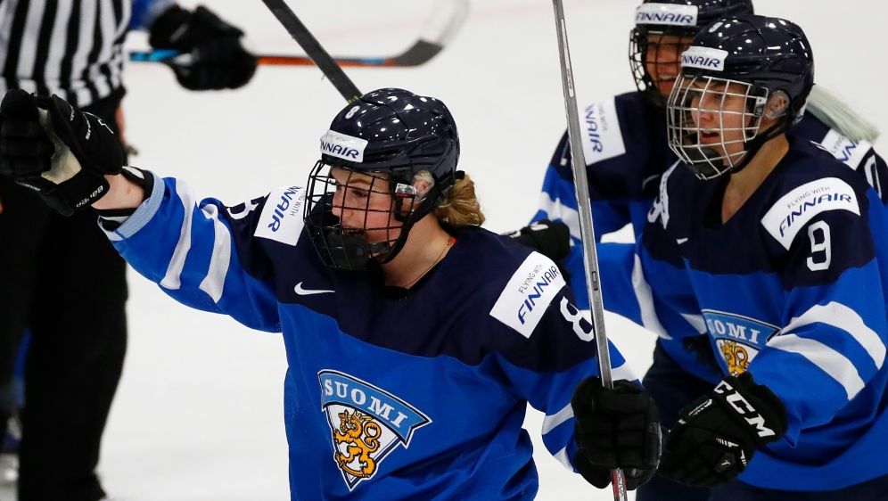 Eishockey Eishockey Wm Finnische Frauen Sensationell Im Finale Ran