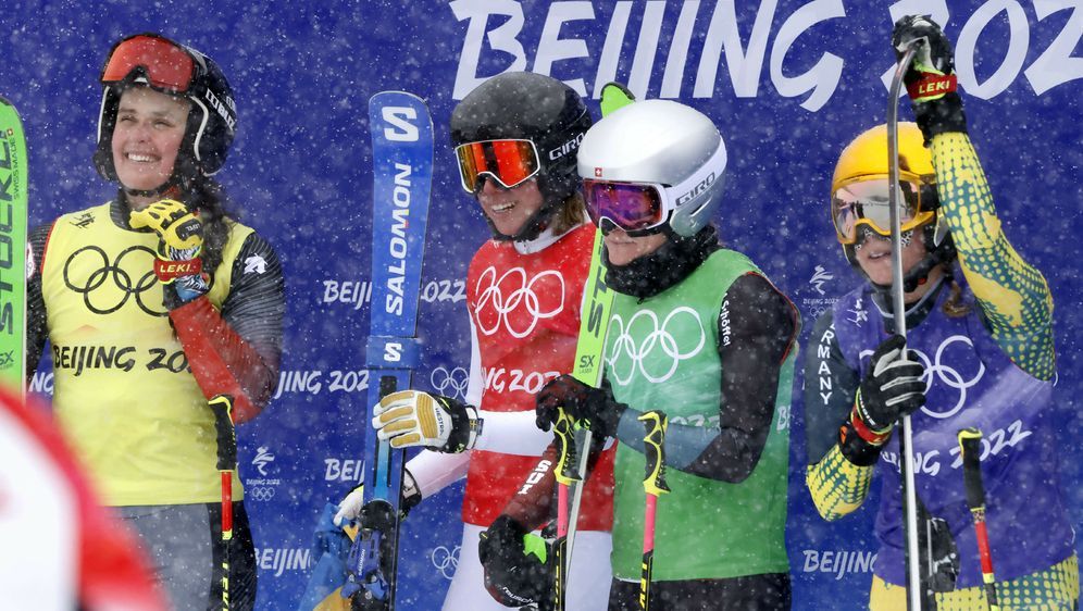 Daniela Maier gewinnt Bronze im Skicross - Bildquelle: Getty Images