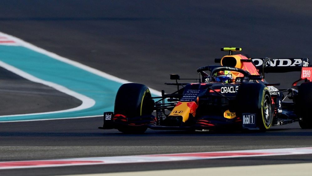 Testfahrten der neuen F1-Saison sind bestätigt - Bildquelle: AFP/SID/ANDREJ ISAKOVIC
