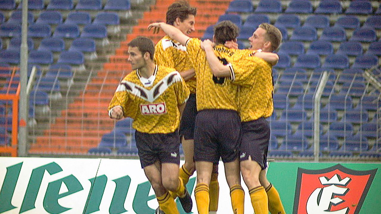 1. FC Nürnberg (Saison 1995/96): Sechs Punkte abgezogen - Bildquelle: IMAGO/Rust