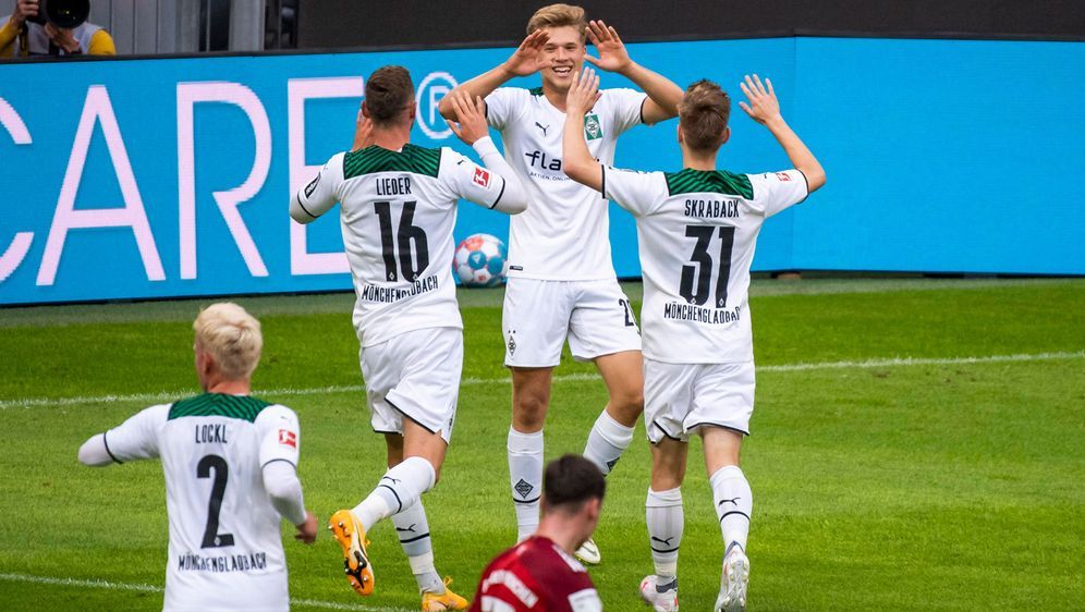 Gladbach Testspiel Sieg Gegen Bayern Nur Ein Prestigeerfolg