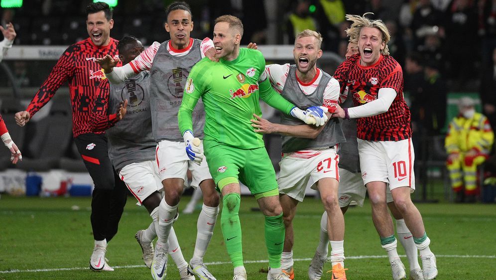 RB Leipzig feiert den ersten DFB-Pokalsieg der Vereinsgeschichte - Bildquelle: Getty Images