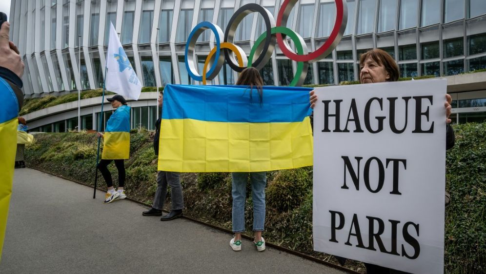 Die Entscheidung des IOC wird verschoben - Bildquelle: AFP/SID/FABRICE COFFRINI