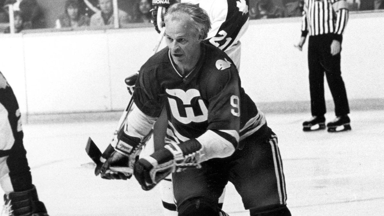 Gordie Howe: Der NHL-Oldie - Bildquelle: Imago Images