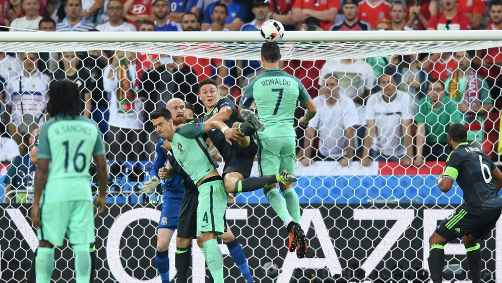 Ronaldo sprang bei Kopfball 2,62 Meter hoch