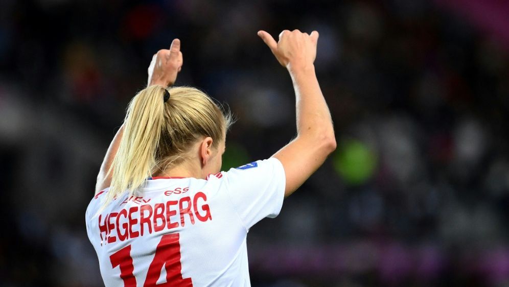 Hegerberg kritisiert die UEFA im Bereich Frauenfußball - Bildquelle: AFP/SID/FRANCK FIFE
