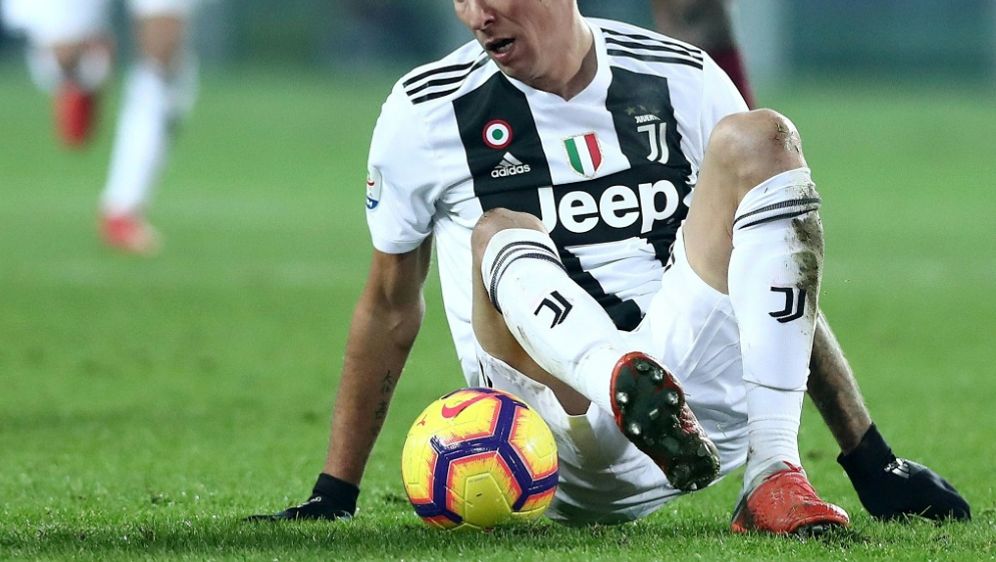 Mario Mandzukic Fallt Bei Juventus Turin Mindestens Vier Wochen Aus