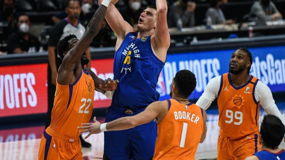 Nba Nba Denver Nuggets Um Mvp Nikola Jokic Vor Dem Aus Ran