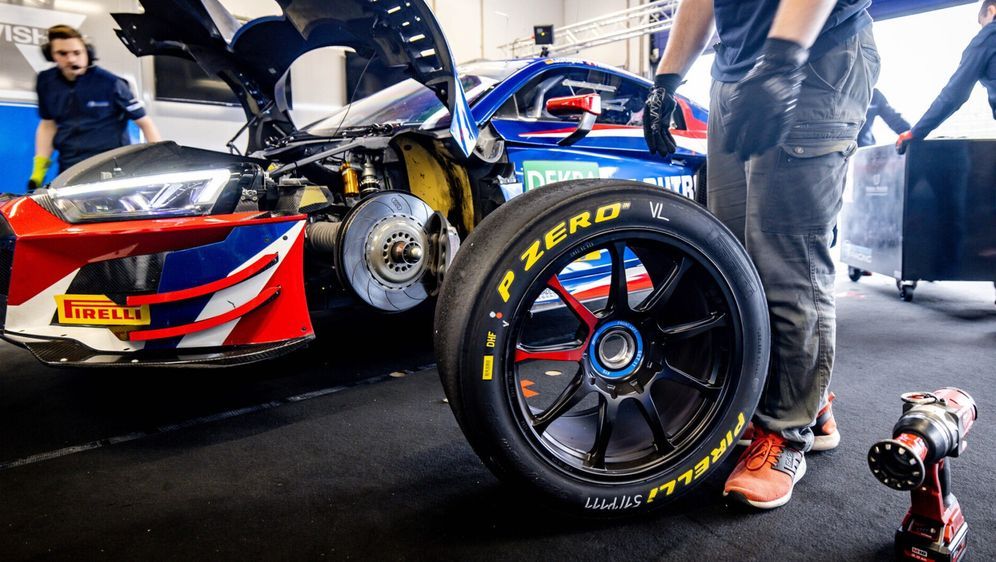 Ab der kommenden Saison kommen in der DTM die Pirelli-Reifen zum Einsatz - Bildquelle: ADAC Motorsport