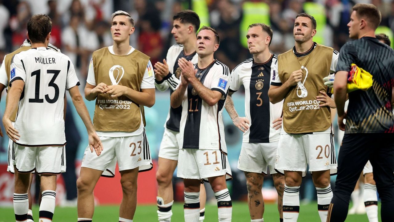 Pressestimmen zum deutschen Aus bei der Fußball-WM in Katar - Bildquelle: Imago