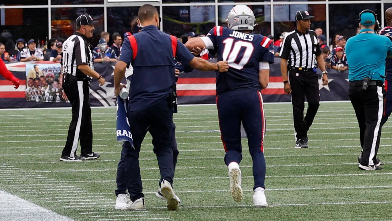 Mac Jones (New England Patriots) - Bildquelle: IMAGO/Icon Sportswire