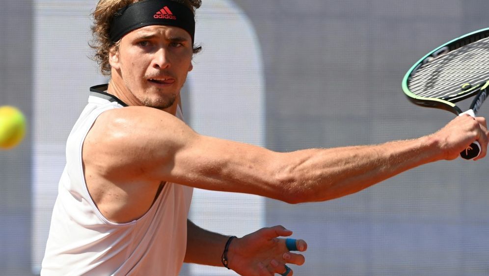 Zverev spielt weiterhin beim ATP-Turnier in München - Bildquelle: AFP/SID/CHRISTOF STACHE
