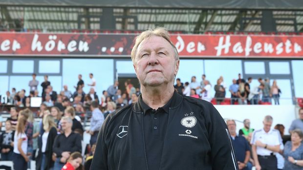 Hrubesch erhält Walther-Bensemann-Preis 2018