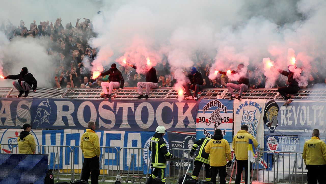 Jena Rostock Bilder Der Ausschreitungen