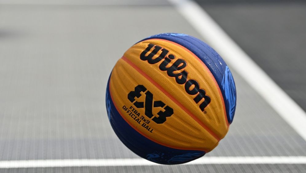 3x3-Basketball: Frankreich und Serbien siegen bei WM - Bildquelle: AFP/SID/ANDREJ ISAKOVIC
